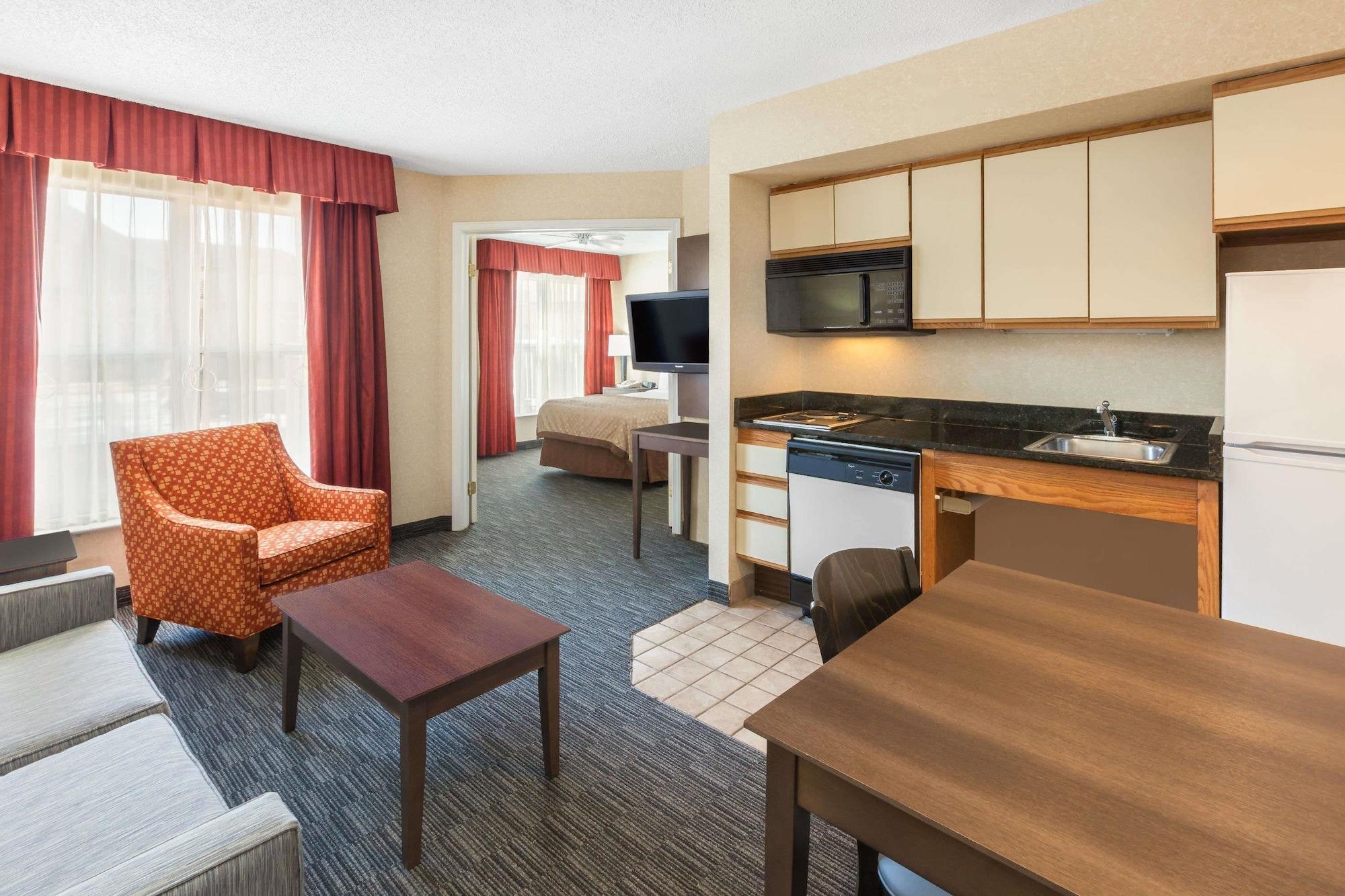 Affordable Suites Of America Detroit-Warren Zewnętrze zdjęcie