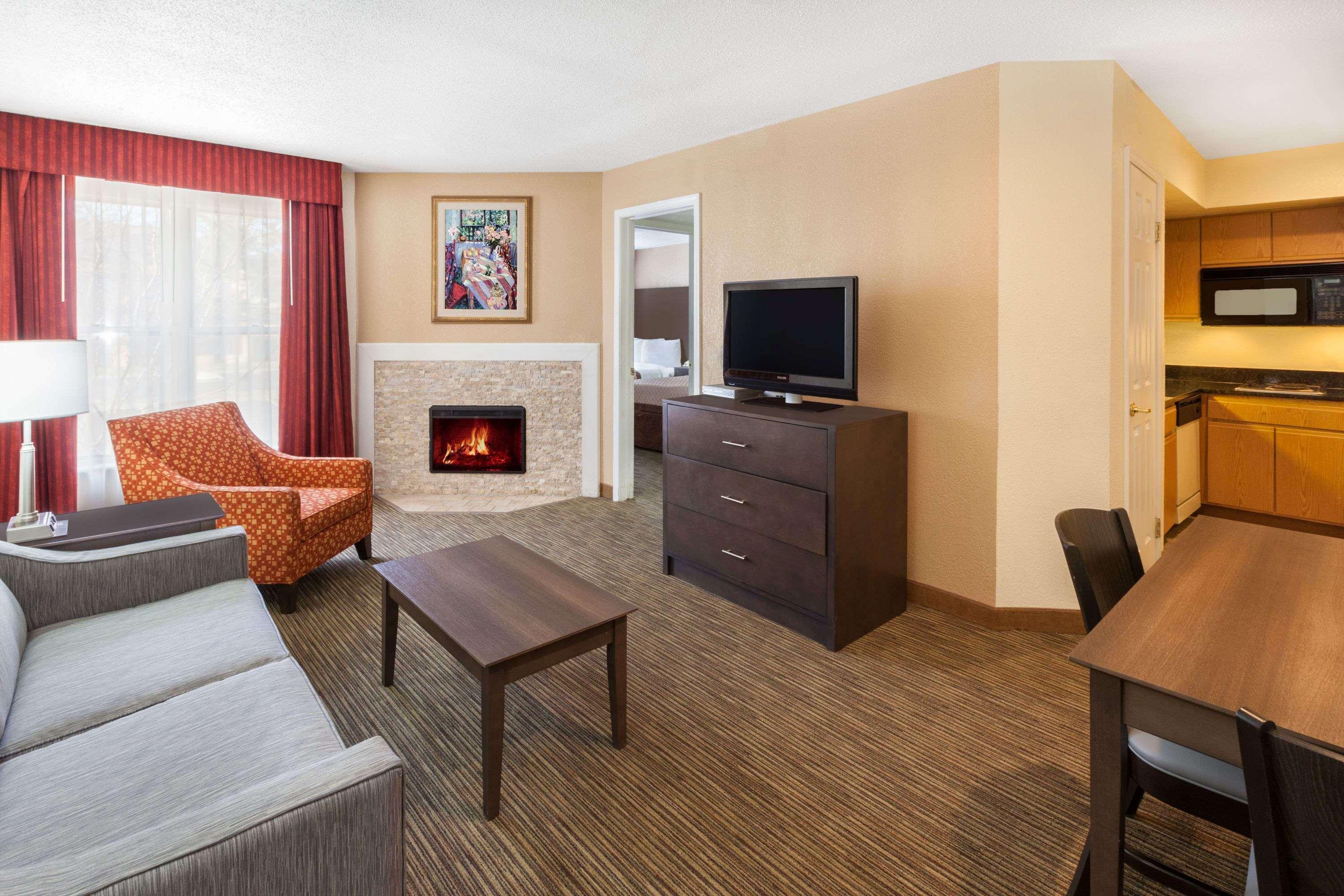 Affordable Suites Of America Detroit-Warren Zewnętrze zdjęcie